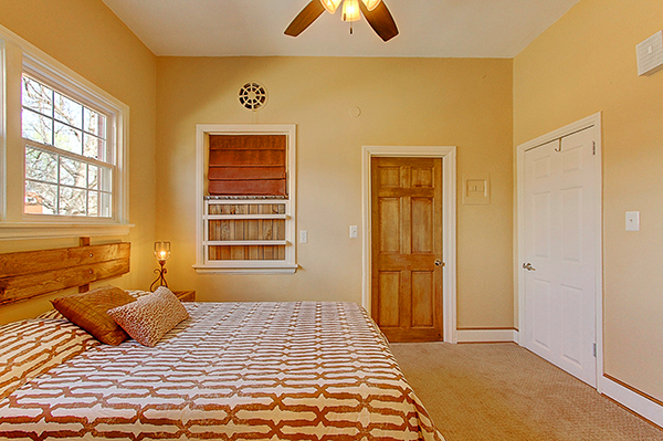 2354 Lowell Blvd Bedroom