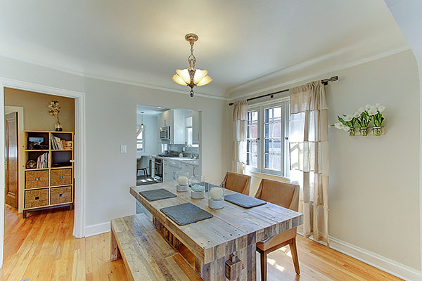 2630 glencoe street dining room