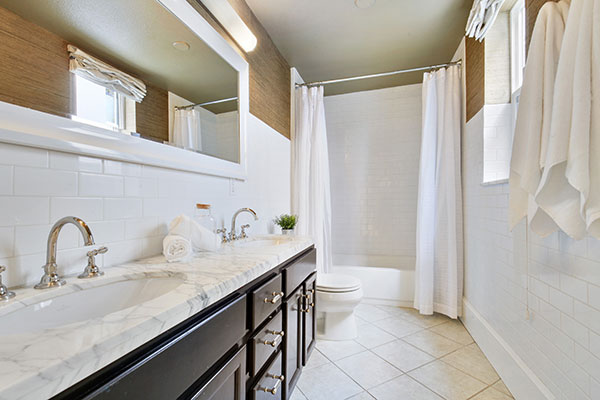 2745 west 25th bathroom
