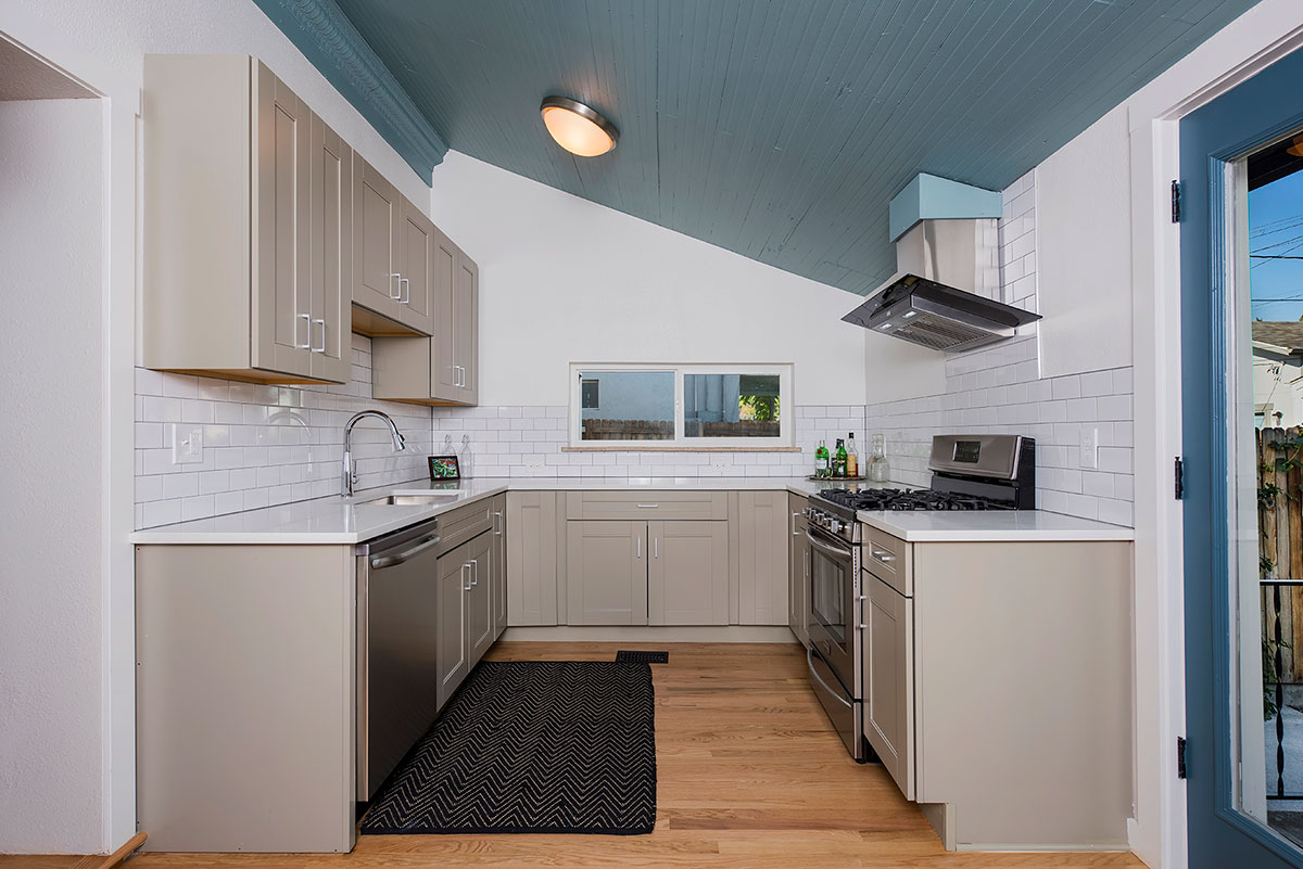 LoHi Denver home for sale at 3720 Mariposa - Kitchen