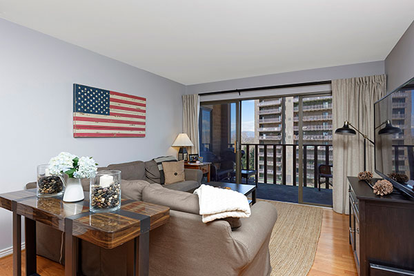 Denver Washington Park condo for sale at 400 south lafayette - living room