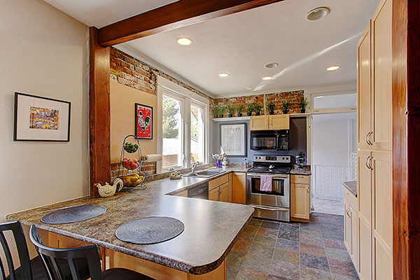 4527 zuni street kitchen