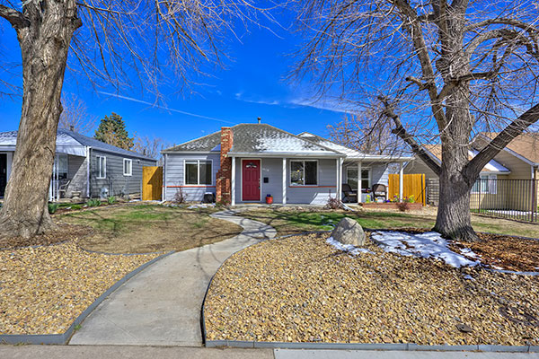4820 clay st front