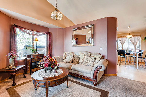 5058 durham ct living room