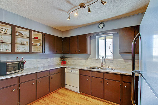 5700 West 28th Ave Kitchen