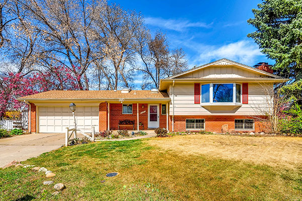7363 w 26th place front