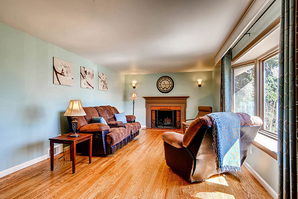 7363 w 26th place living room
