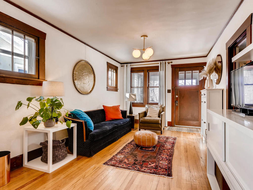 Berkeley-living-room