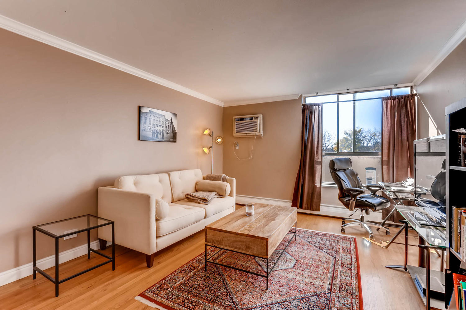 Capitol-Hill-living-room