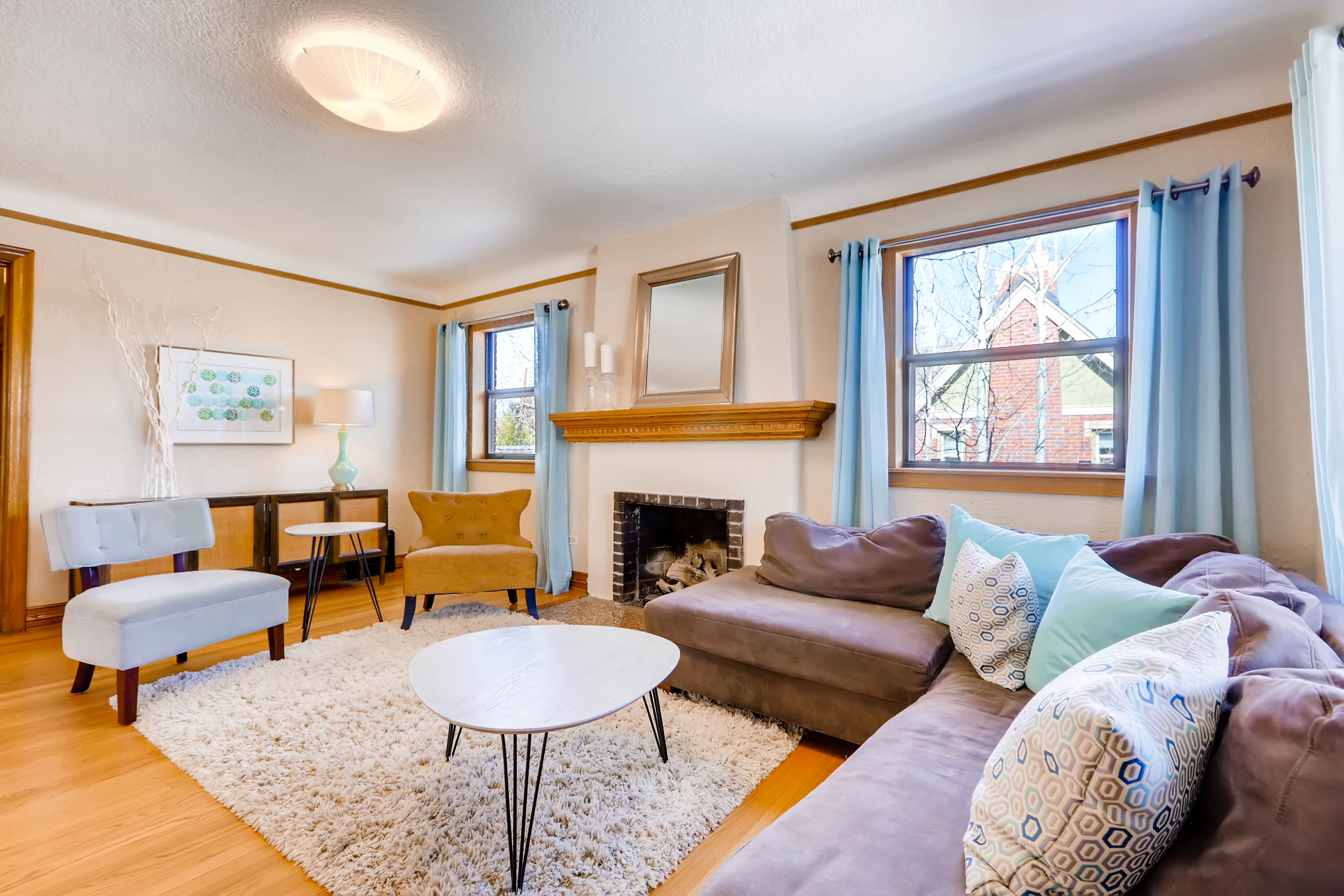 Grandview-living-room