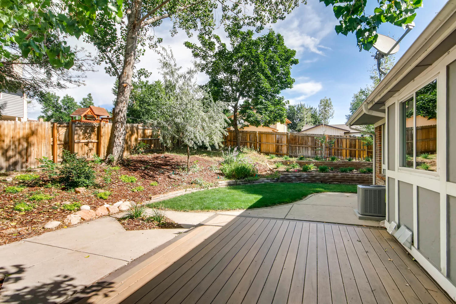 Lakewood, Backyard