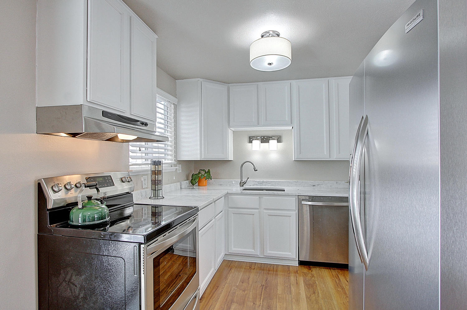 Hampden-Heights-kitchen