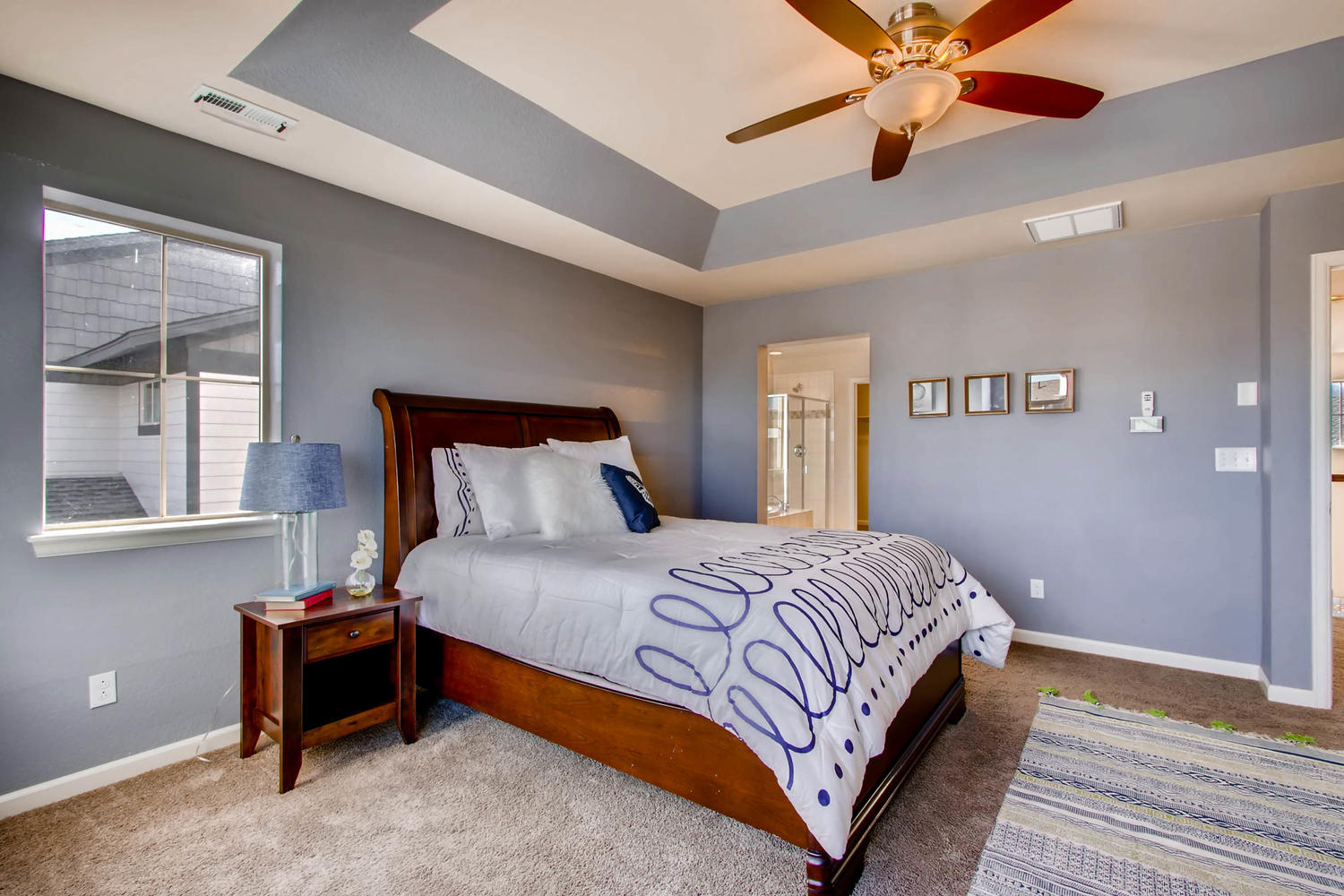 Leyden-Rock-bedroom