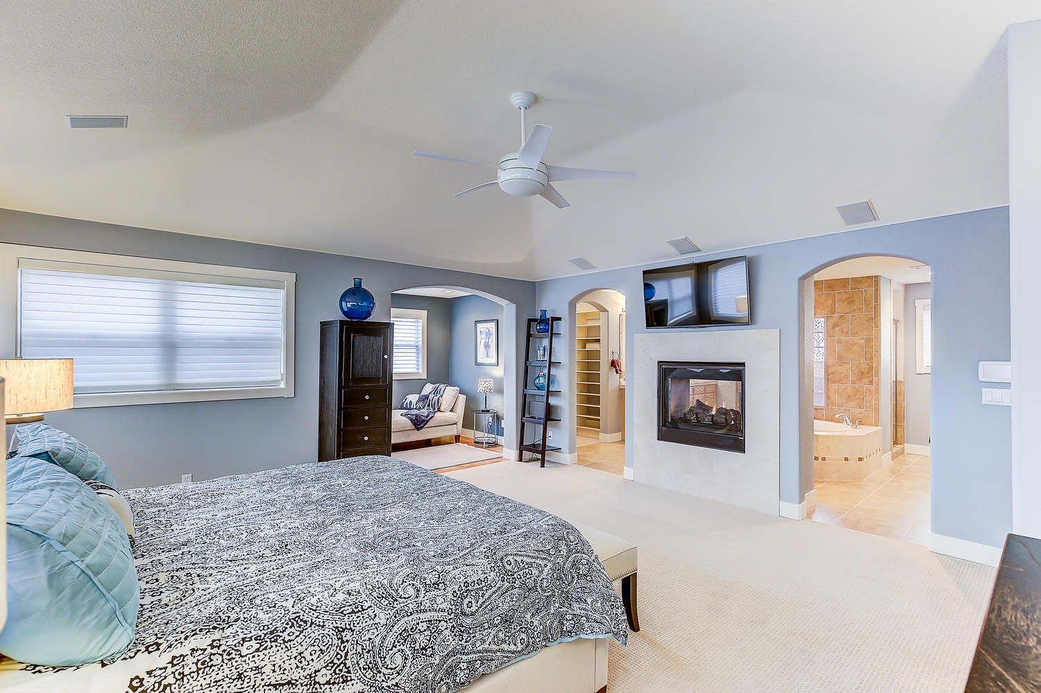 Mayfair-bedroom