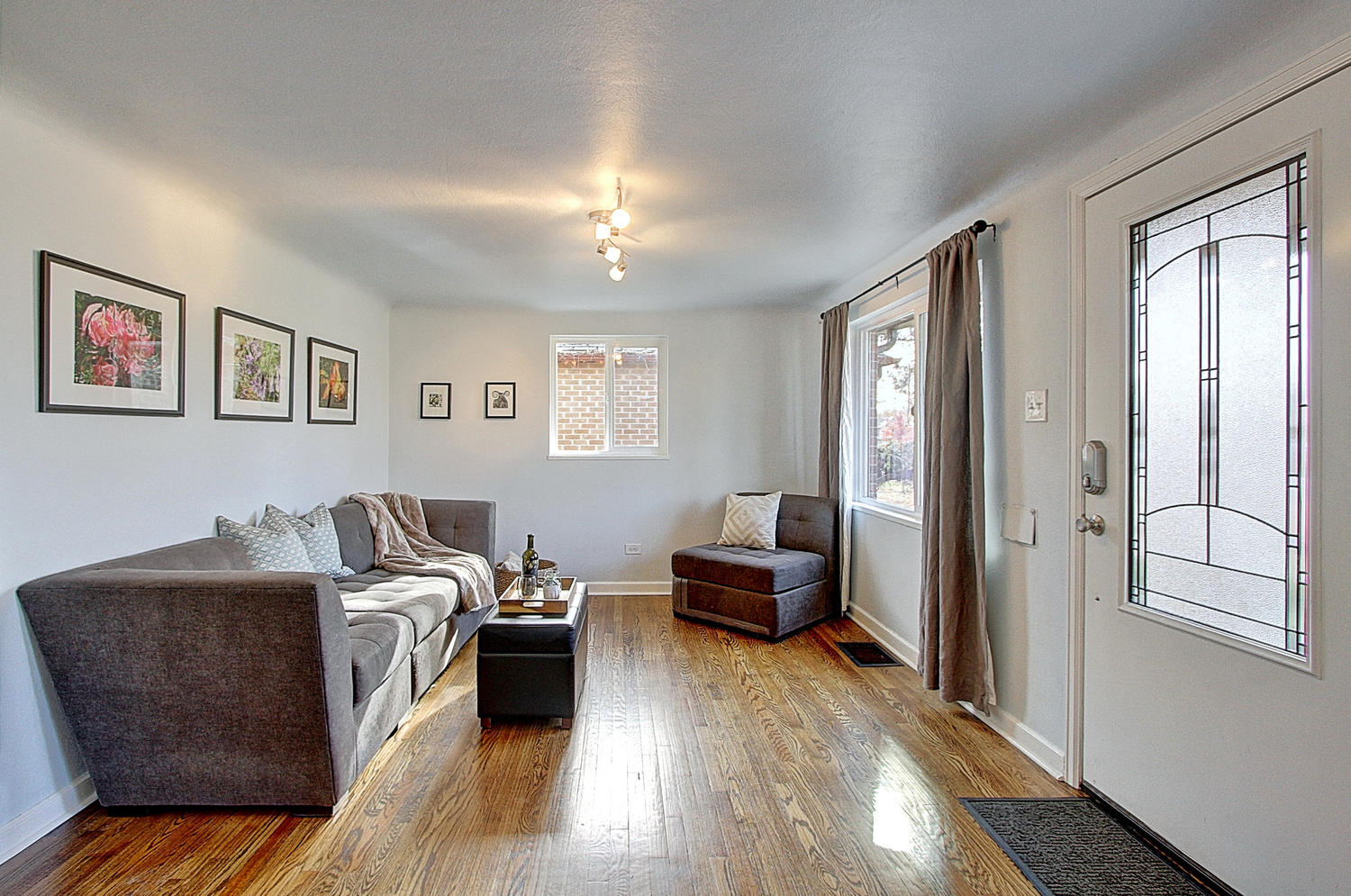 North-Park-Hill-living-room