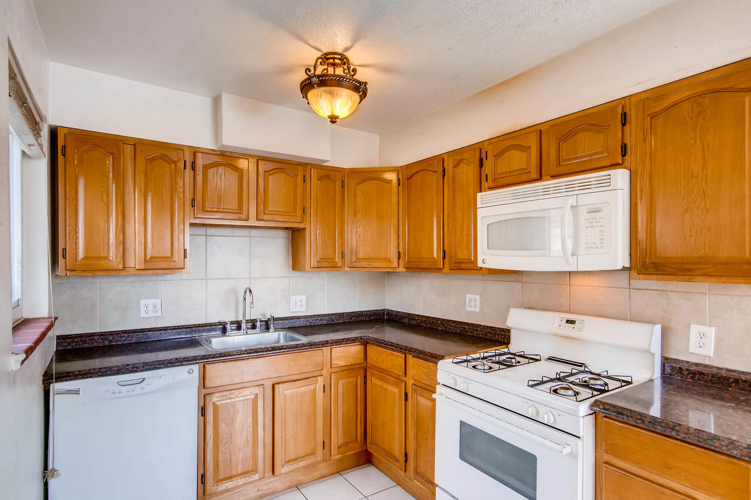 Northeast-Park-Hill-kitchen