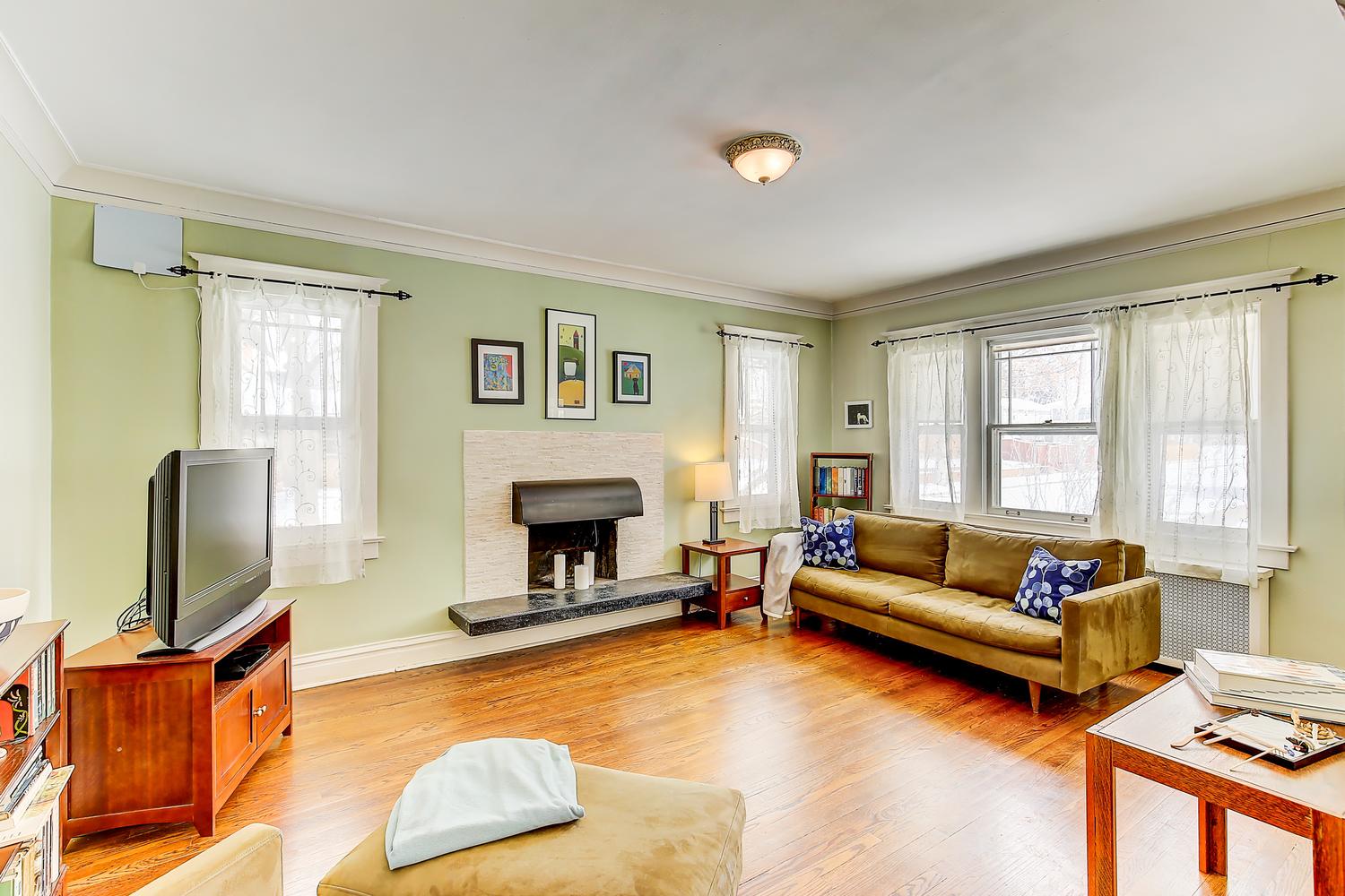 Park-Hill-living-room