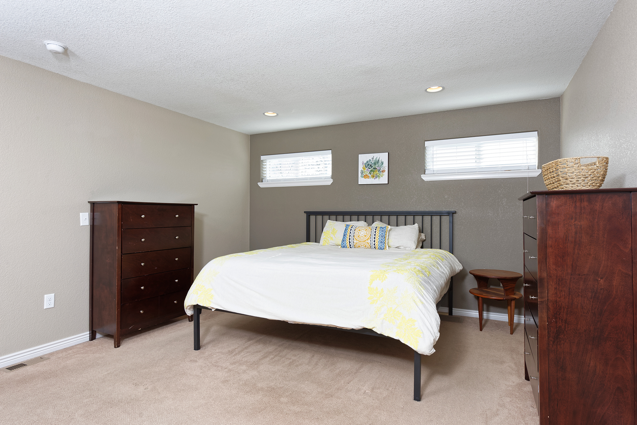 Sunnyside-bedroom