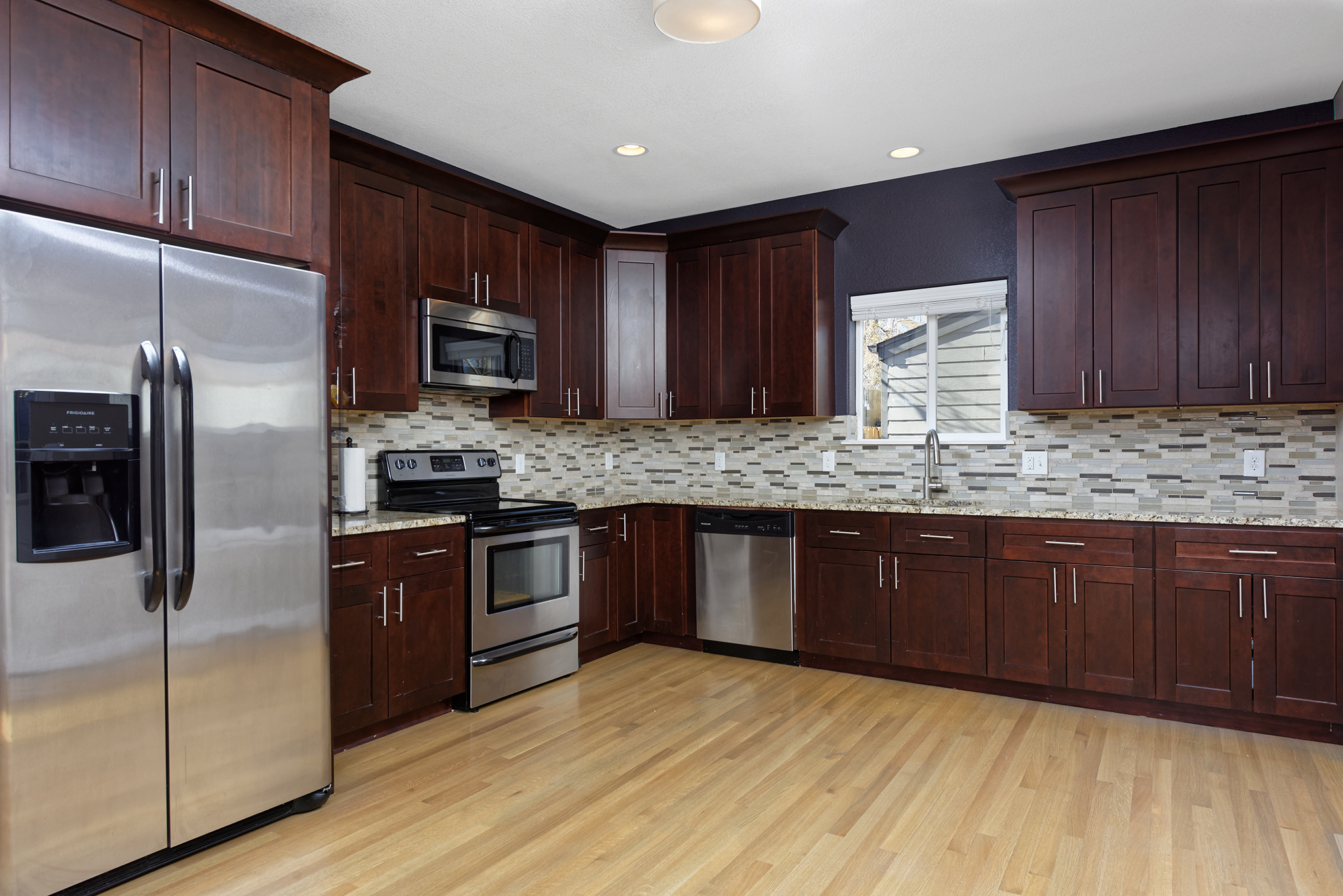 Sunnyside-kitchen
