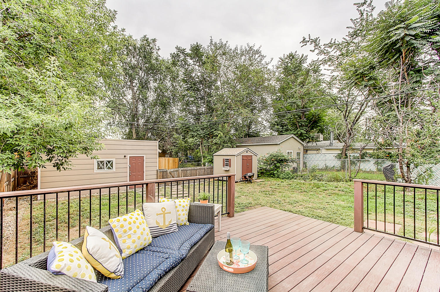 Sunnyside, backyard