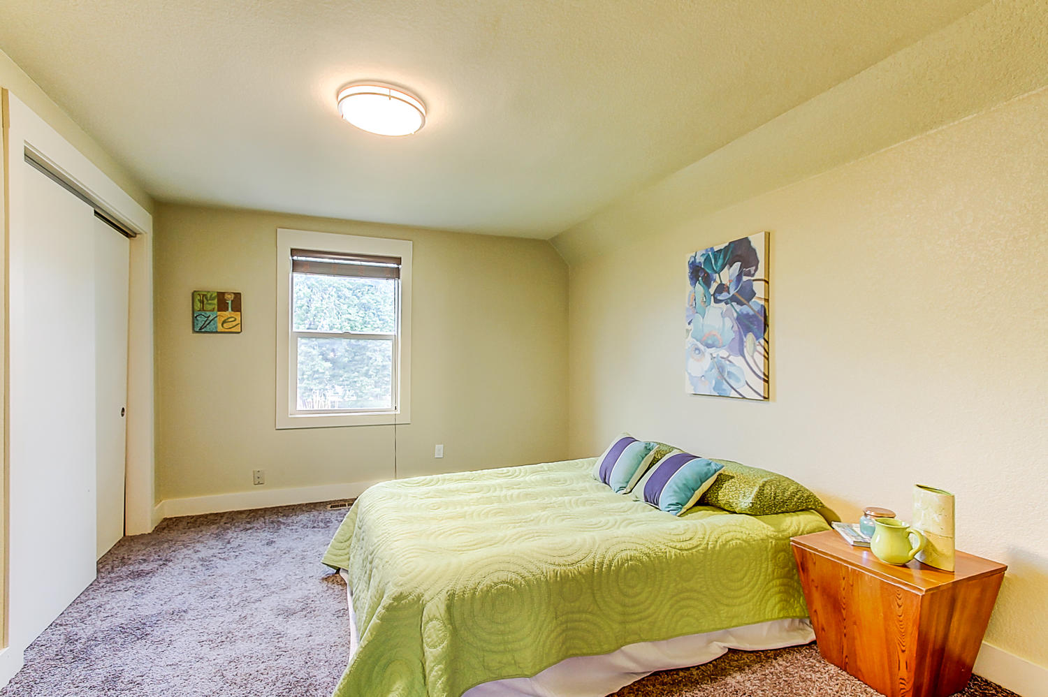 Sunnyside, bedroom