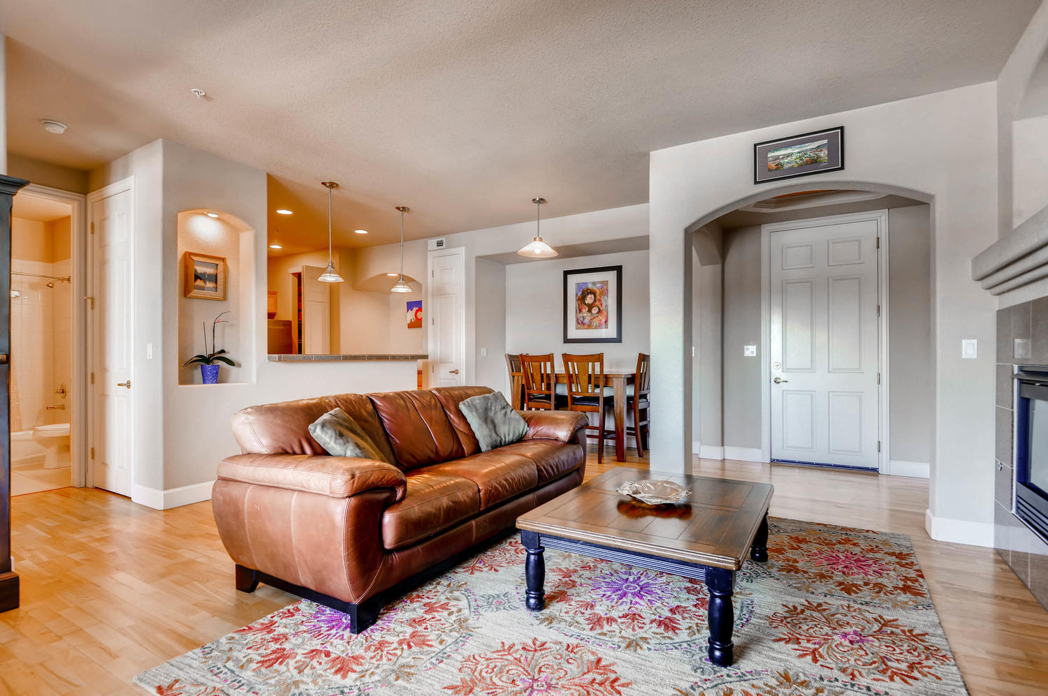 Uptown-living-room