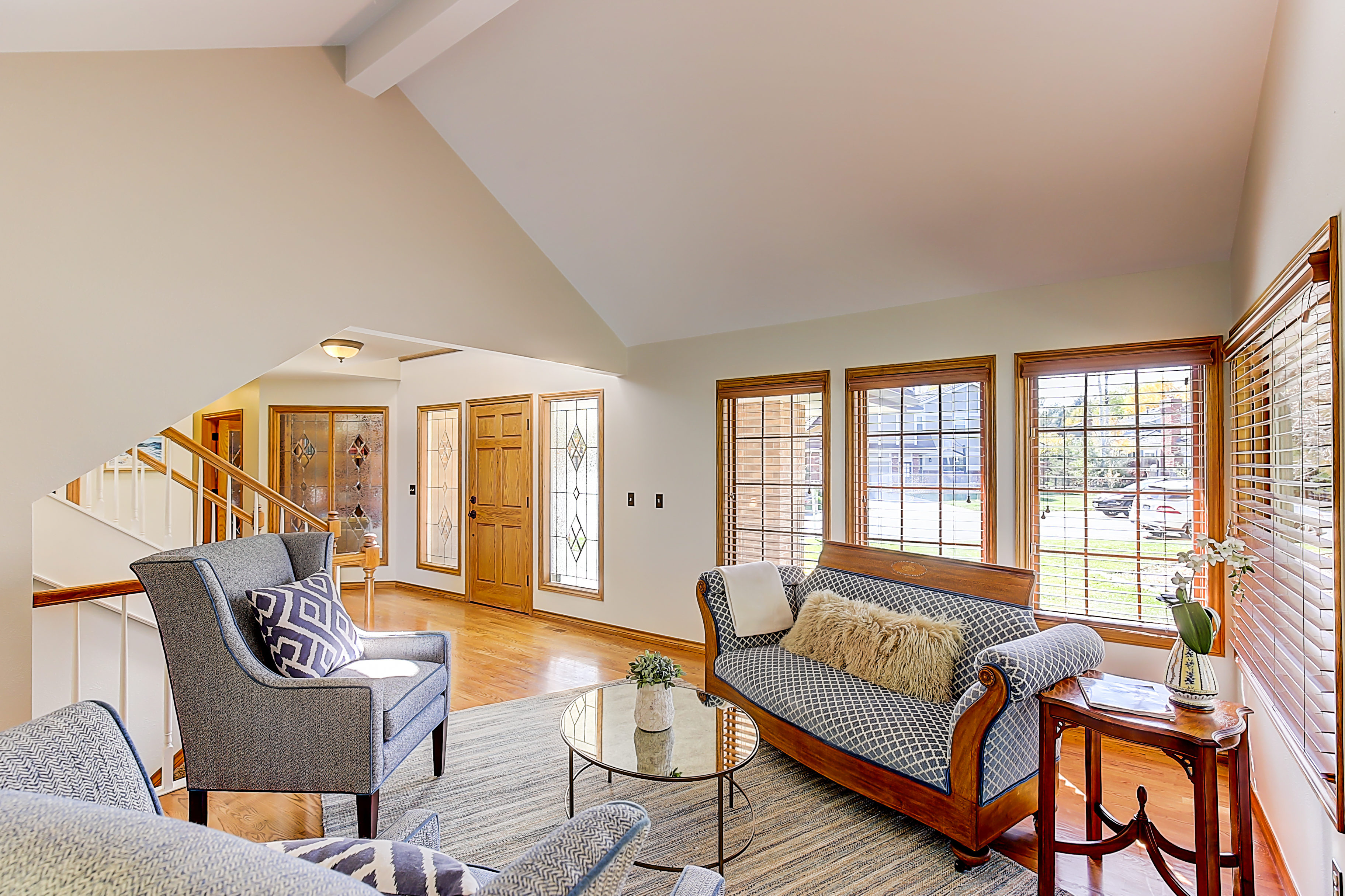 Sundance-Hills-living-room
