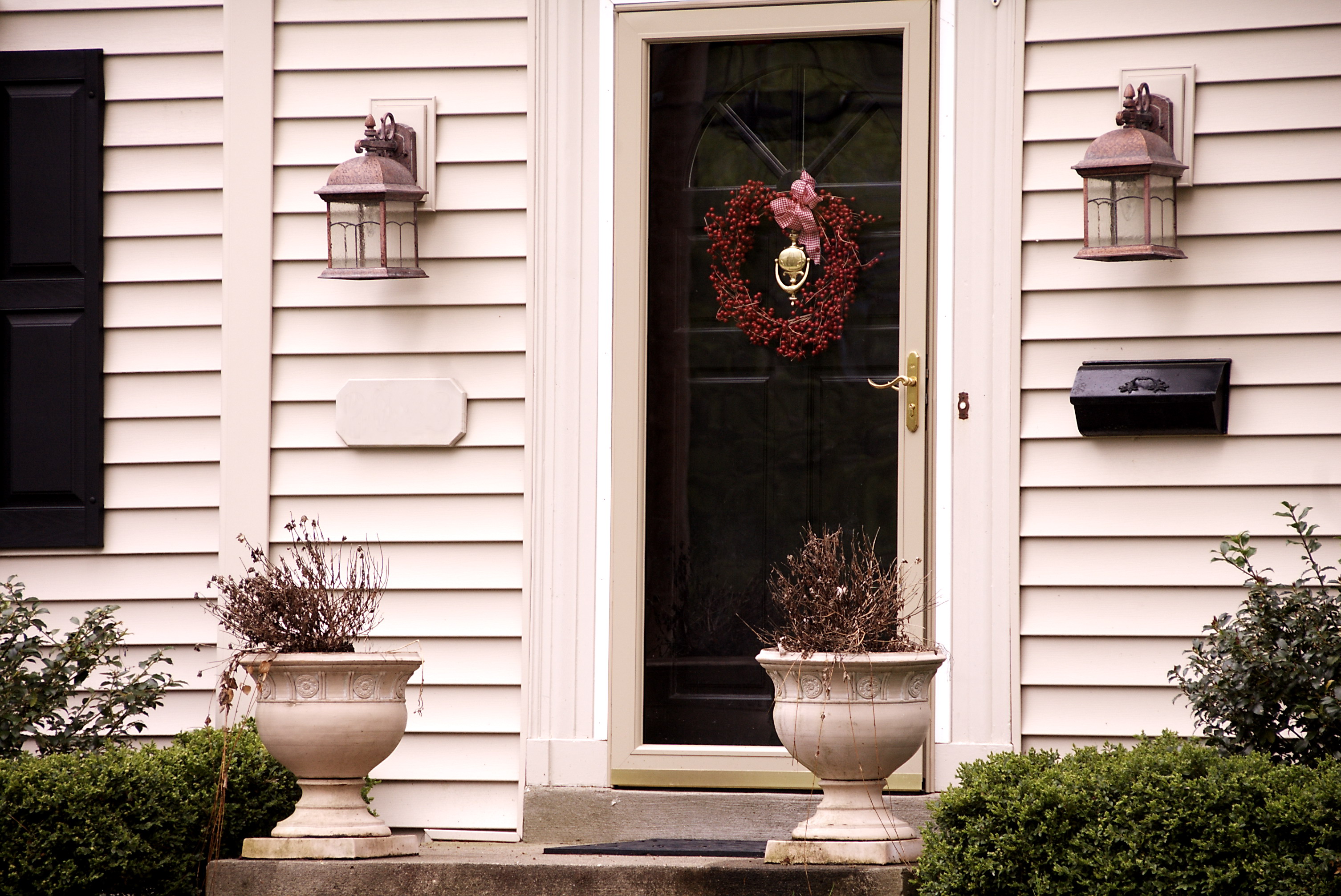 Last Month's Paradox of Real Estate Trends