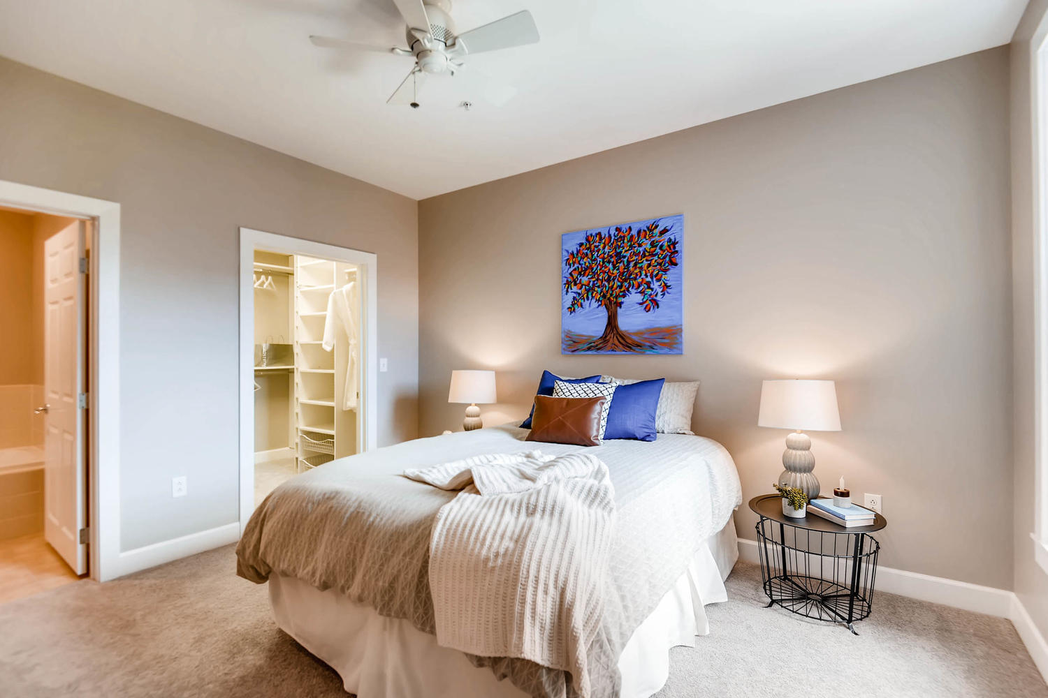 Denver, bedroom