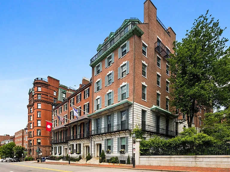 The Grandview on Tremont