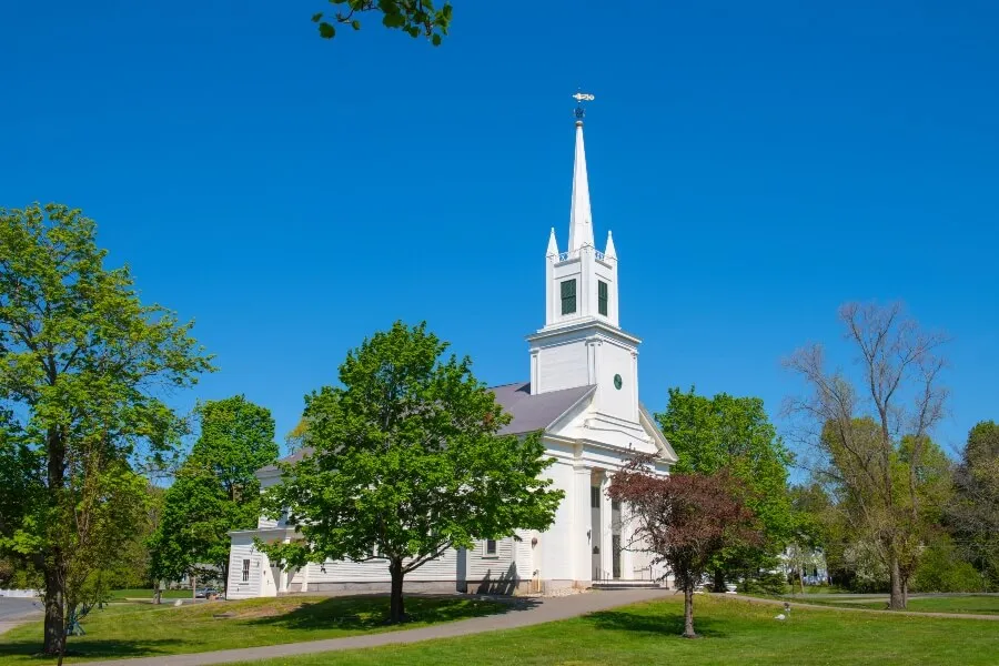 Congregational Church of Topsfield at 9 E Common Street at Town Common in historic town center of Topsfield, Massachusetts MA