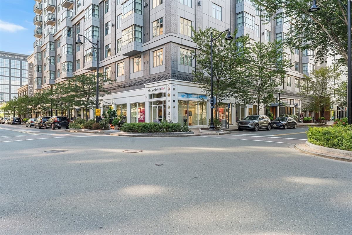 Alloy Condos