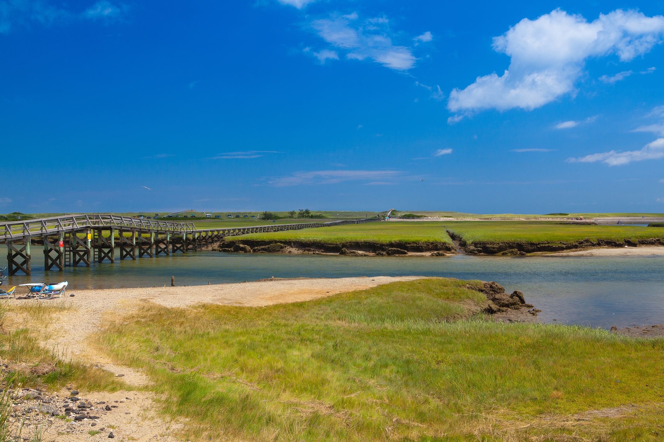 Sandwitch boardwalk beach at Cape Cod (Massachusetts)